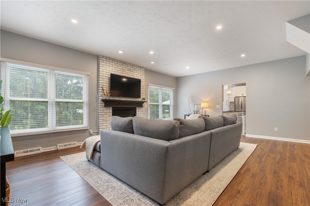 Emerald Woods - Residential