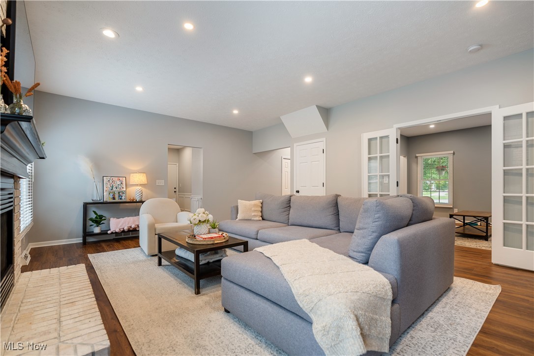 Emerald Woods - Residential