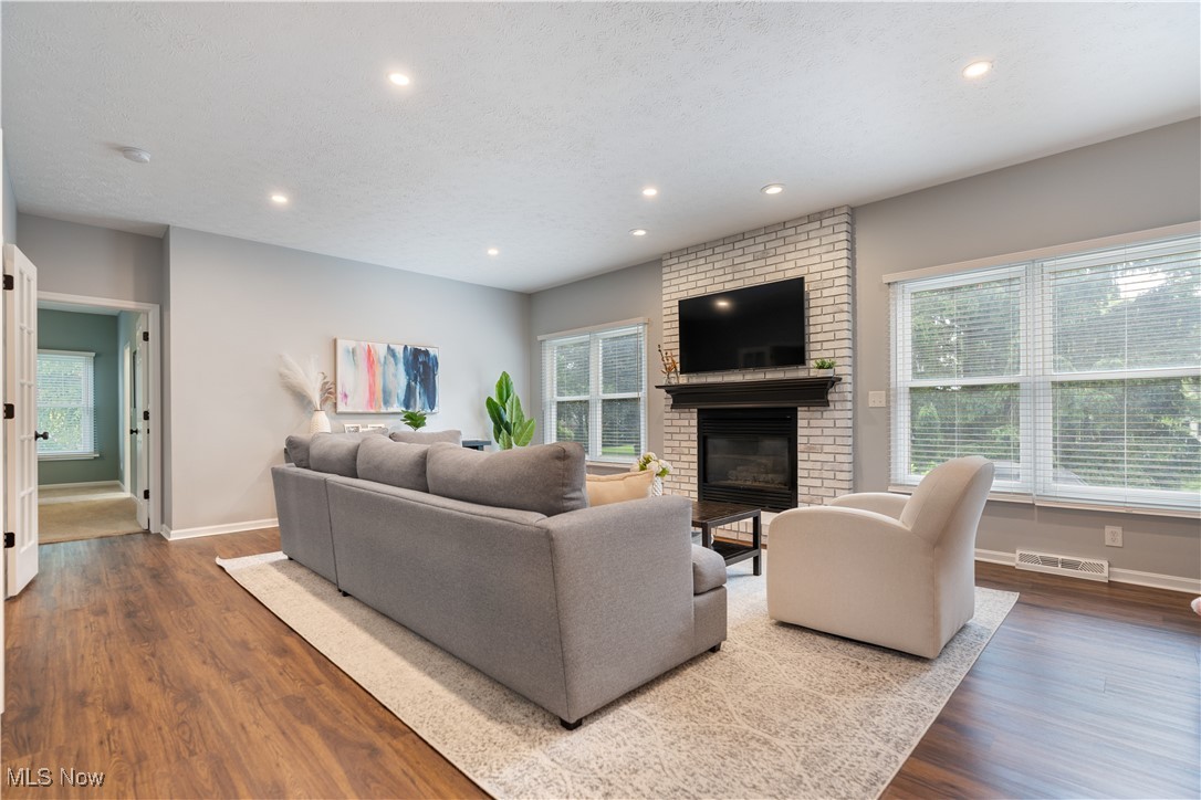 Emerald Woods - Residential