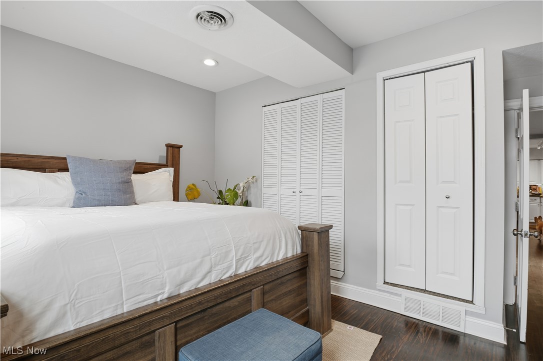 W E Calhouns - Residential