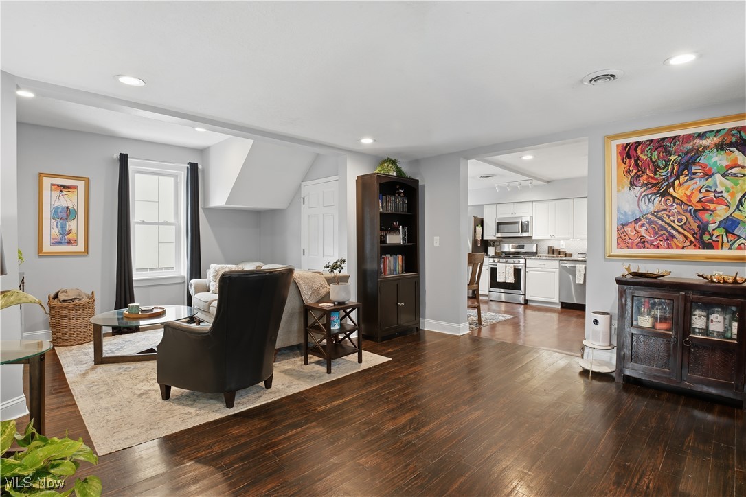 710 University Court