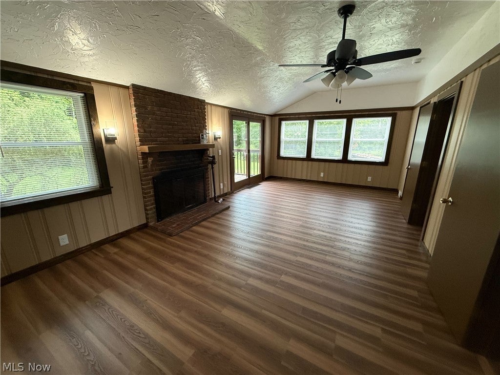 9658 Fairmount Road
