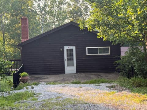 Homes For Rent - 9658 Fairmount Road<br/> Novelty, OH 44065