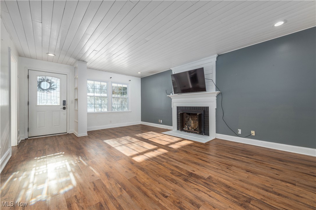 628 Lindbergh Boulevard