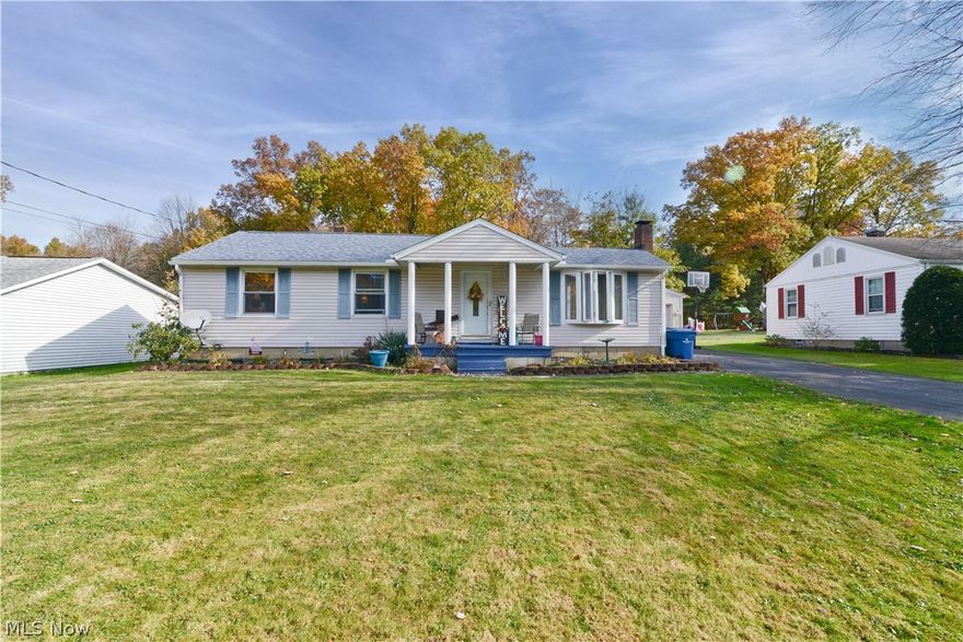 What a find! Check out this beautiful ranch located in the Weathersfield school district. This would make a great starter home with most of the big-ticket items already taken care of. The seller is offering a 1 year home warranty and a $1,000 credit towards the buyer's closing cost! The home features a new roof with a 50-year transferable warranty, new gutters (2021), and a new furnace (October 2021) with a FREE one-year maintenance inspection. The home is located in a quiet neighborhood off of a dead-end street. Located 2 miles from I-80 and 2 blocks from the high school & walking trails! Enjoy keyless entry, 3 bedrooms, 1.5 bathrooms, a sunporch, bonus room, and attached one-car garage! The back yard features a 6 ft privacy fence between each of the neighbors with a chain-link fence along the backside to allow for views of the wildlife. Come put your finishing touches on this home & make it your own!
