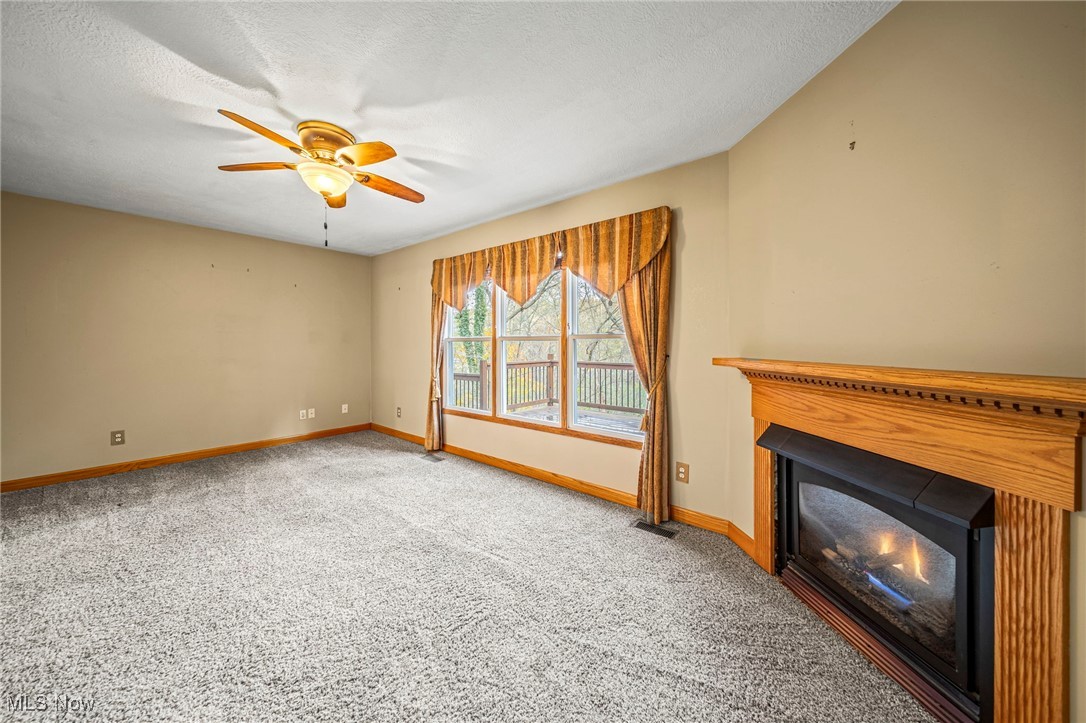 Conneaut, Ohio 44030, United States, 2 Bedrooms Bedrooms, ,2 BathroomsBathrooms,Residential,Active,238421