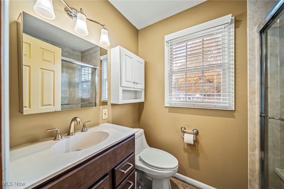 Conneaut, Ohio 44030, United States, 2 Bedrooms Bedrooms, ,2 BathroomsBathrooms,Residential,Active,238421