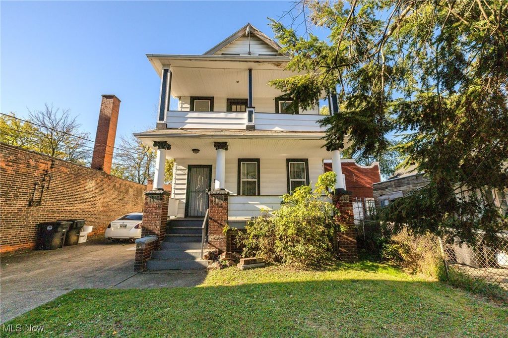 Photo of 1168 Norwood Road, Cleveland, OH 44103 (MLS # 5165448)