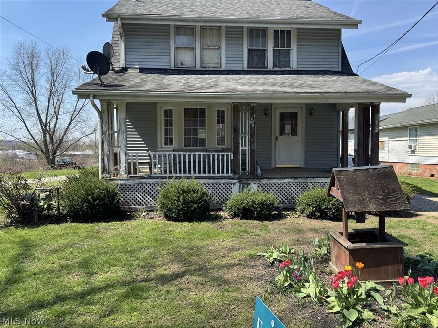 Handyman special! 3 Bedroom, 1 bath colonial. First floor features an oak kitchen that opens to dining room and living room. 2nd Floor with 3 bedrooms and bath. Full basement. 9 Car detached garage - partially heated with office. Garage and home need work. Roof approx. 10 years. Dog run - fenced area. Sold "as-is".