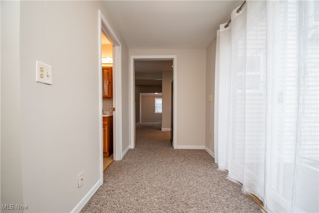 809 Althea Avenue, Warren, Ohio image 15
