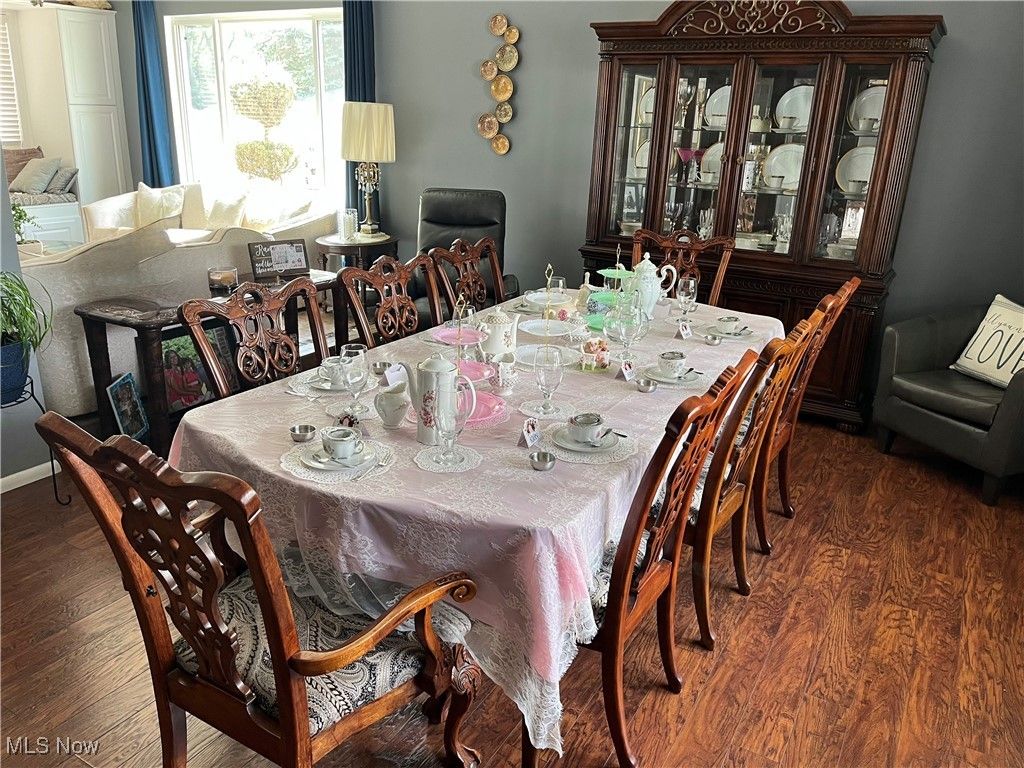 Photo of 4171 Linden Circle, North Olmsted, OH 44070 (MLS # 5169240)