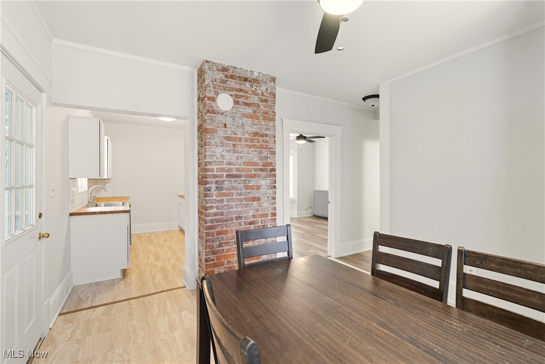 Henry Beach - Residential