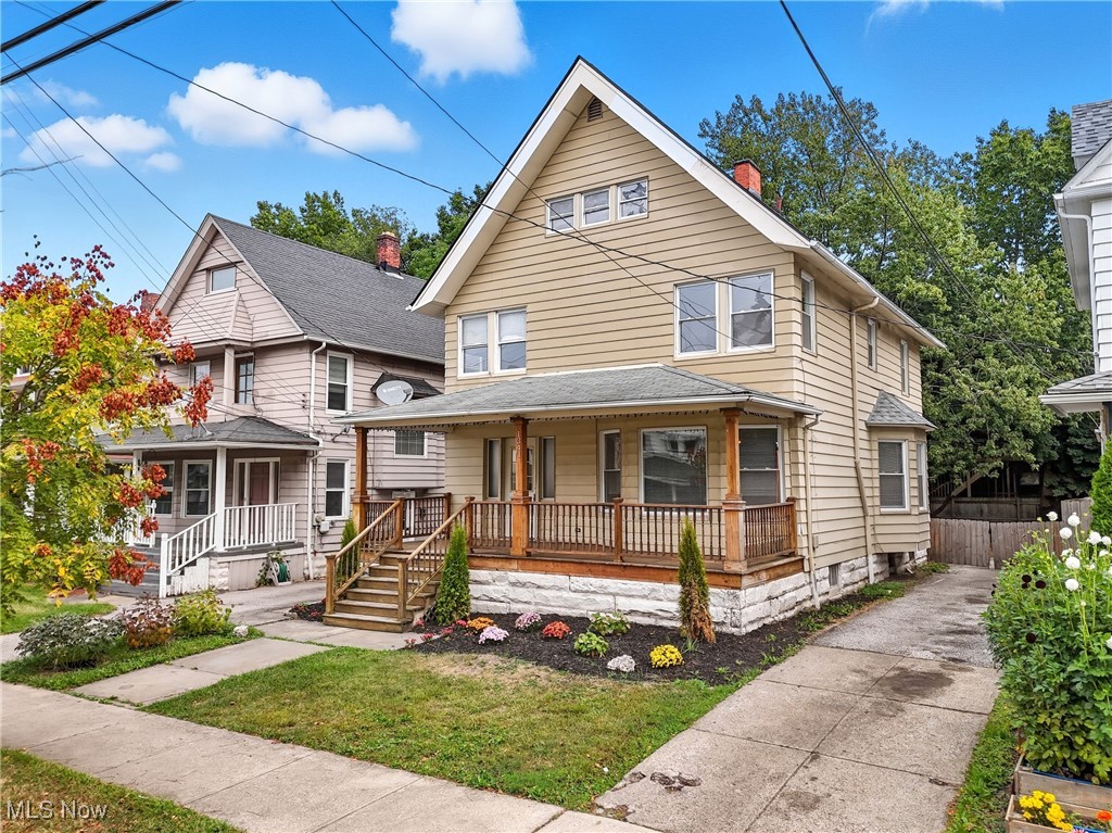 Henry Beach - Residential