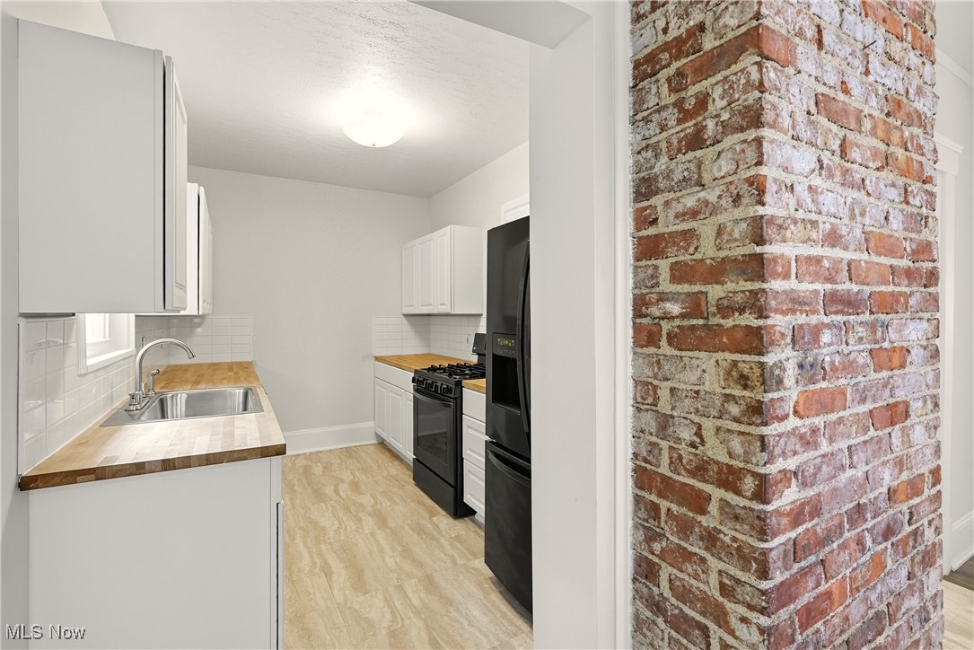 Henry Beach - Residential