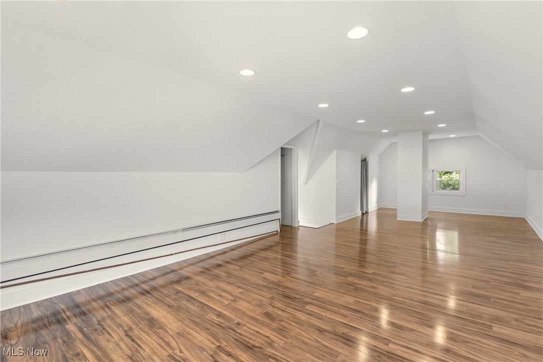 Henry Beach - Residential