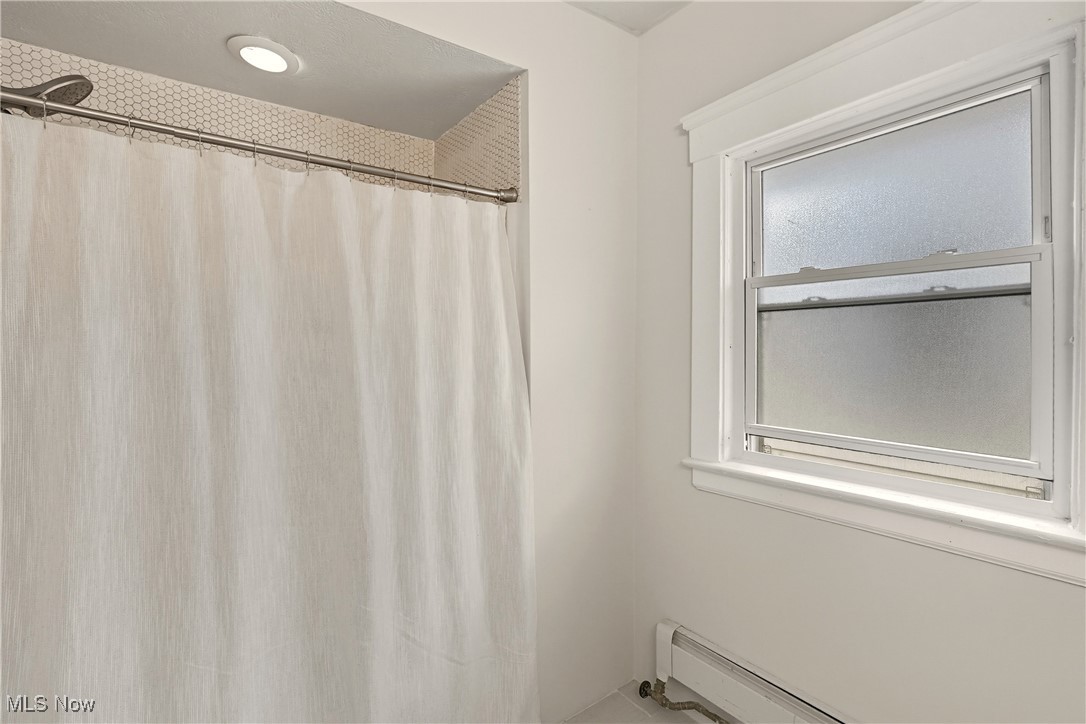 Henry Beach - Residential