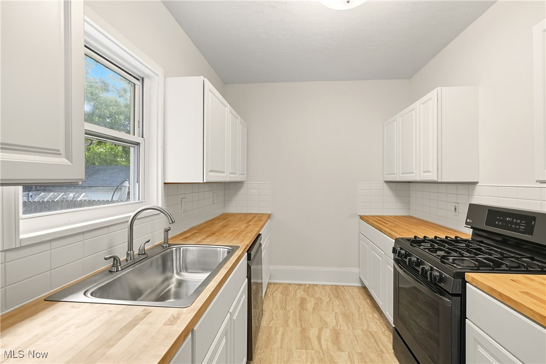 Henry Beach - Residential