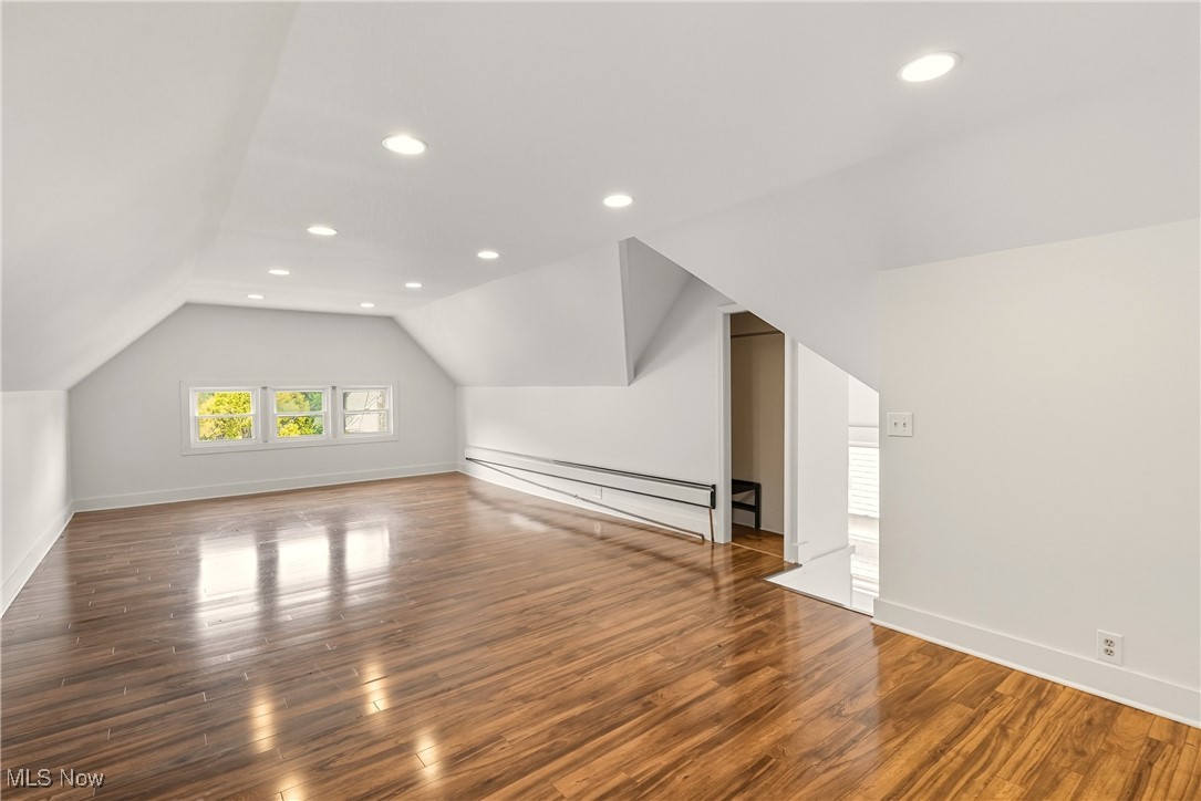 Henry Beach - Residential