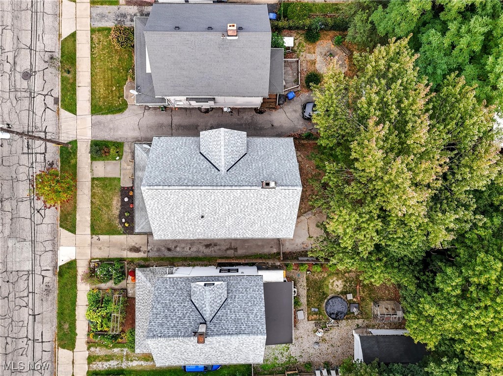 Henry Beach - Residential
