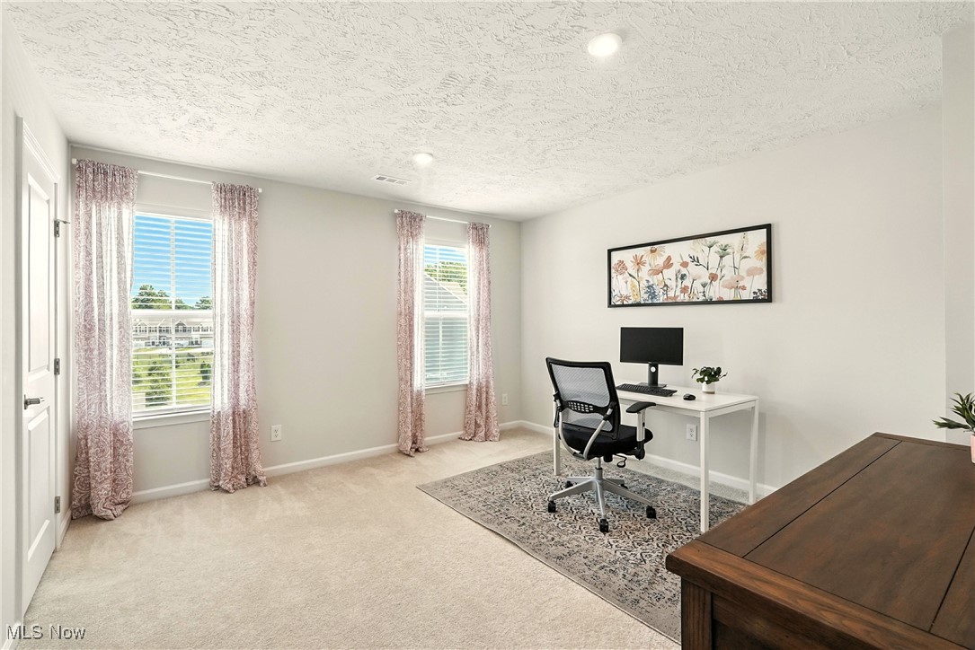 Towns/Cedar Crest - Residential