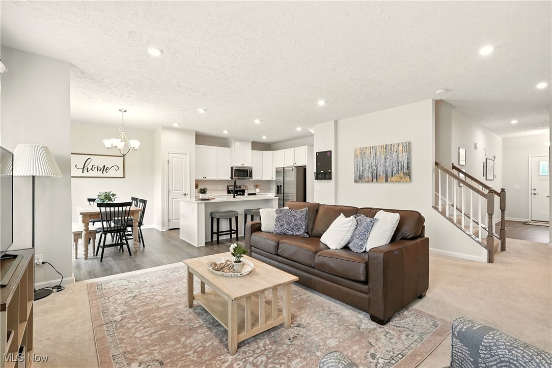 Towns/Cedar Crest - Residential