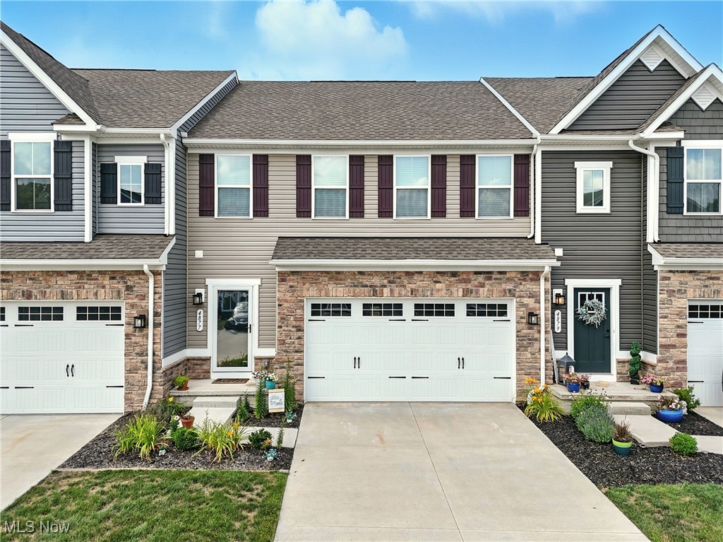 Warm & Inviting 3-Bedroom Townhouse in Prime Location
Step into this beautifully maintained, newer 3-bedroom, 2.5-bath townhouse in the Towns of Cedar Crest. This home truly shows like a model home. Featuring an open floor plan ideal for modern living and entertaining, this gently lived-in home boasts stylish stainless steel appliances and custom organization systems in closets and the pantry for added functionality.
The relaxing primary suite offers two spacious walk-in closets and a spa-like atmosphere. Enjoy the convenience of second-floor laundry and the potential of a basement already plumbed for a full bath—ready for your personal touch.
Located in a quiet, low-maintenance community with easy access to Hudson, Stow, parks, trails, top-rated schools, and major highways, this home offers both comfort and convenience.
Don’t miss your chance to own this thoughtfully designed, move-in ready gem!