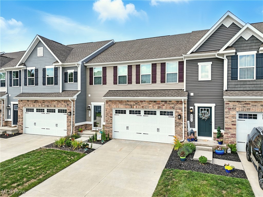 4877 Cedar Crest Lane