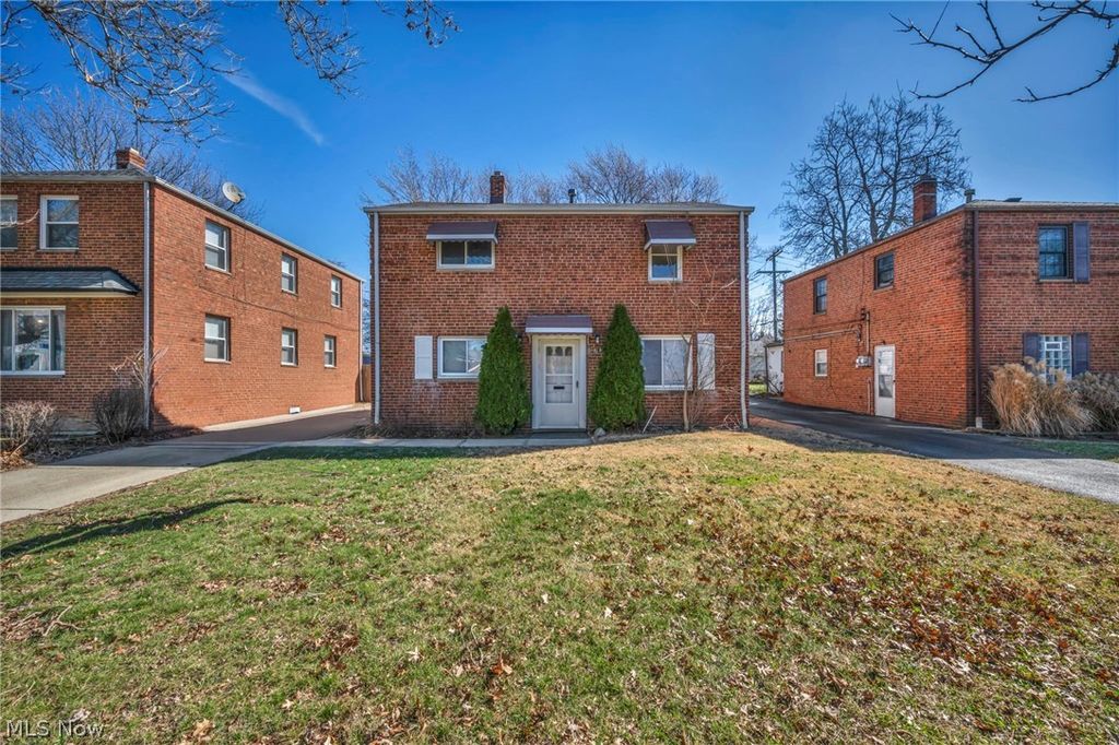 Photo of 275 E 200th Street, Euclid, OH 44119 (MLS # 5191658)