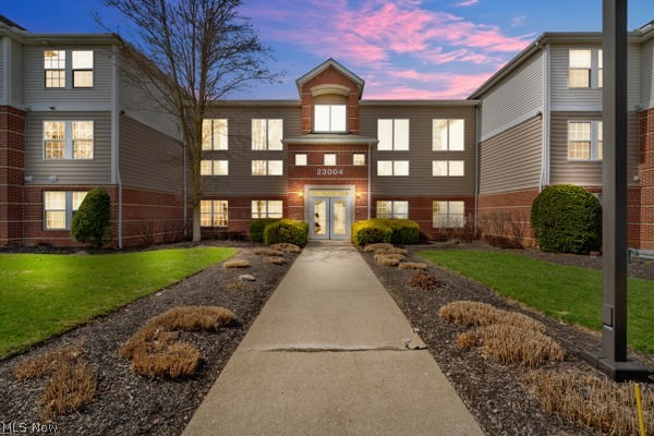 Chandlers Lane Condo - Residential