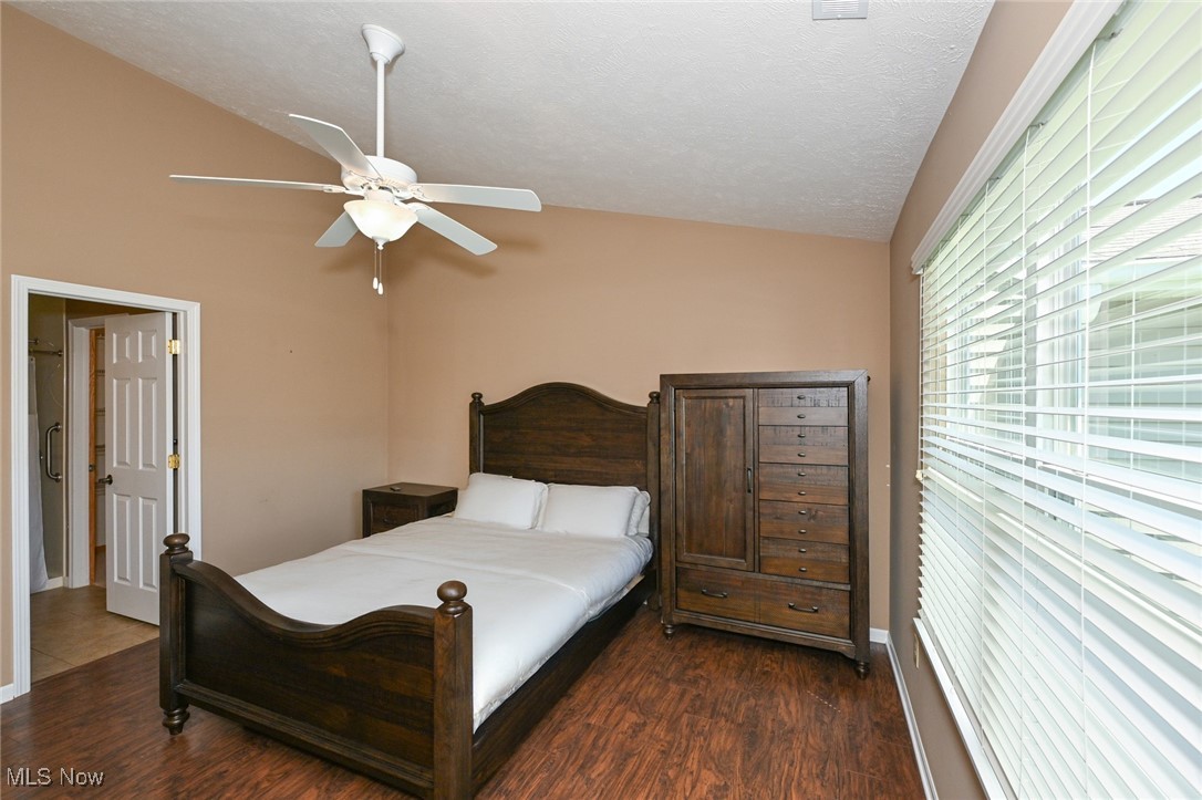 854 Bristol Drive, Akron, Ohio image 22