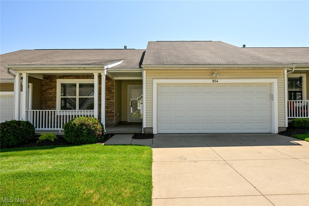 854 Bristol Drive, Akron, Ohio image 2