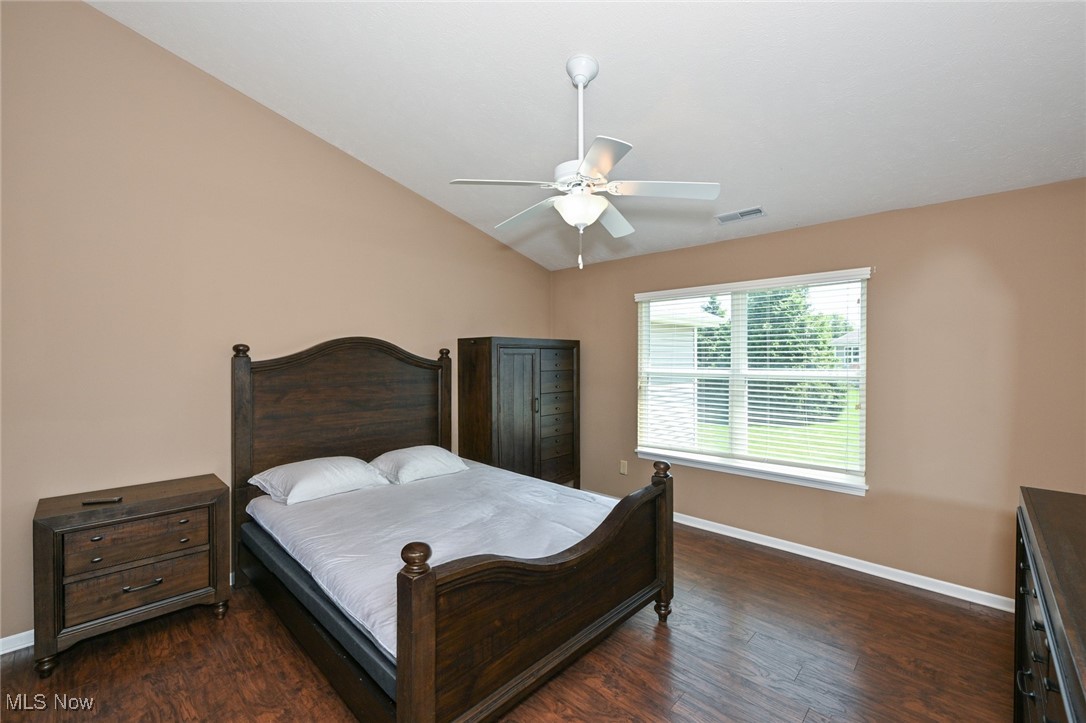 854 Bristol Drive, Akron, Ohio image 21