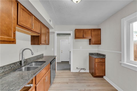 Tiny photo for 12405 Mcgowan Avenue, Cleveland, OH 44135 (MLS # 5253030)