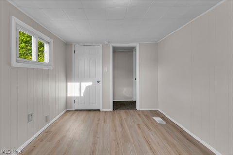 Tiny photo for 12405 Mcgowan Avenue, Cleveland, OH 44135 (MLS # 5253030)