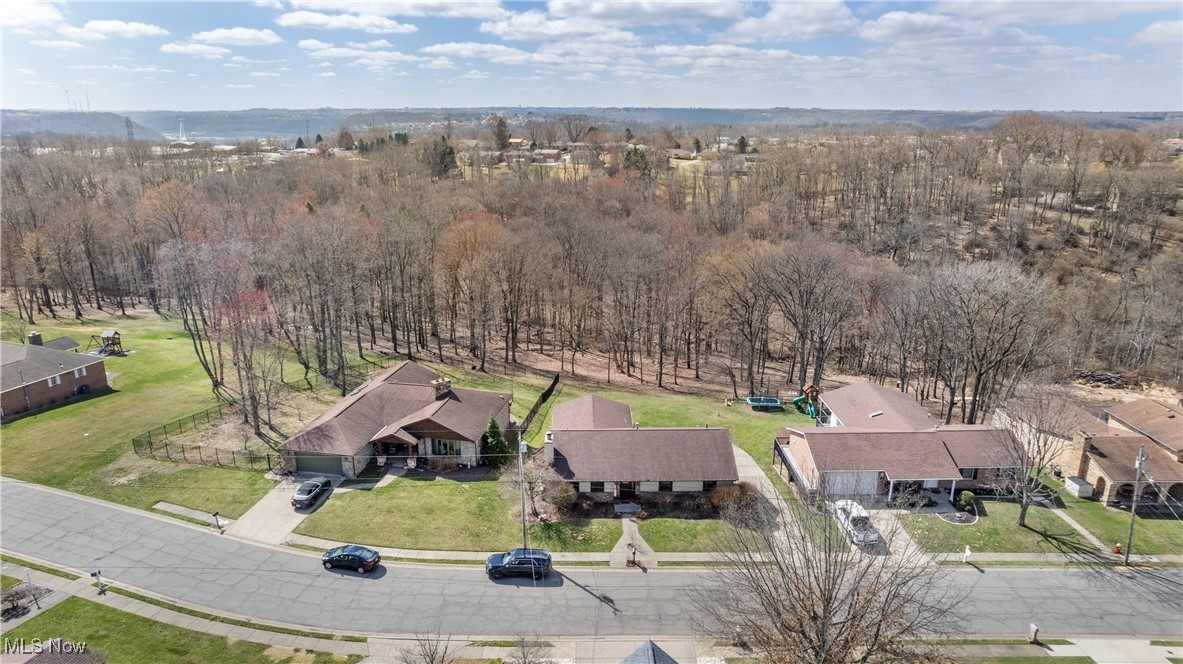 284 Bell Boulevard, Weirton, West Virginia image 4