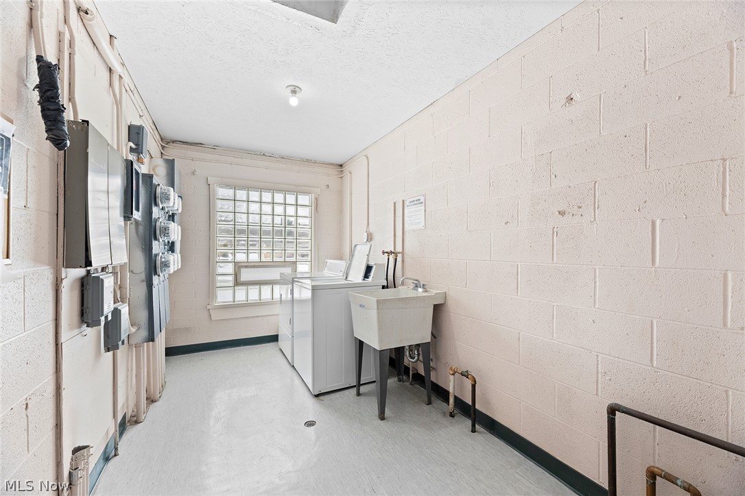 Royalton Park Condo - Residential