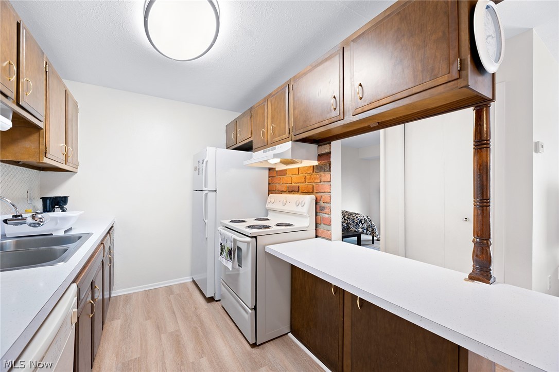 Royalton Park Condo - Residential