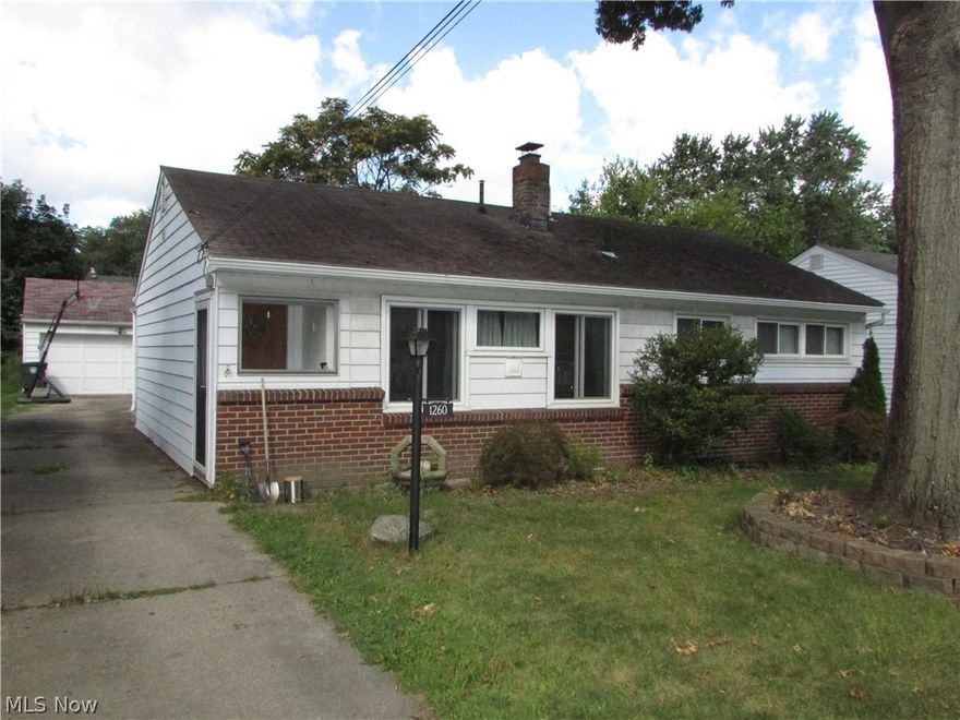 A rare find with this 3 bedroom ranch in Akron's North Hill neighborhood.  With a large addition, this home boasts over 1326 square feet.  A 16x12 Family room is perfect for relaxing, or entertaining.  The large master bedroom has a giant walk in closet.  Each bedroom is spacious.  The home has many updates, and has a 2 car garage.... yet, still has a nice yard and patio area.