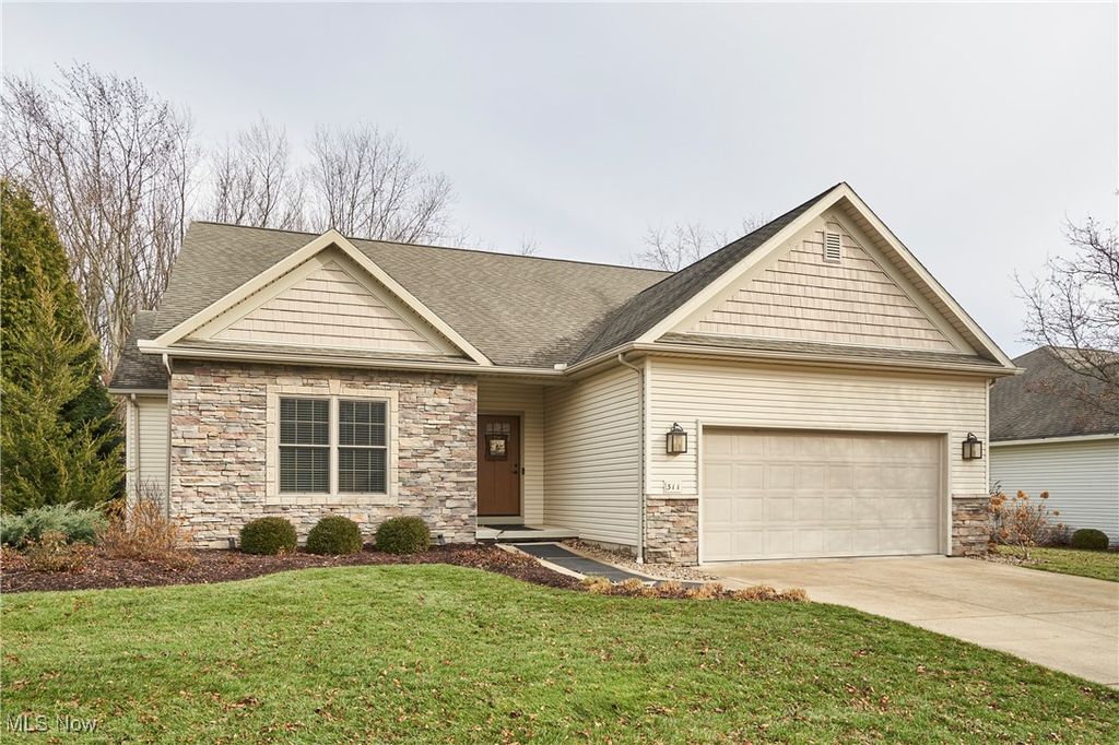 Photo of 311 Hidden Pond Drive, Doylestown, OH 44230 (MLS # 5179721)