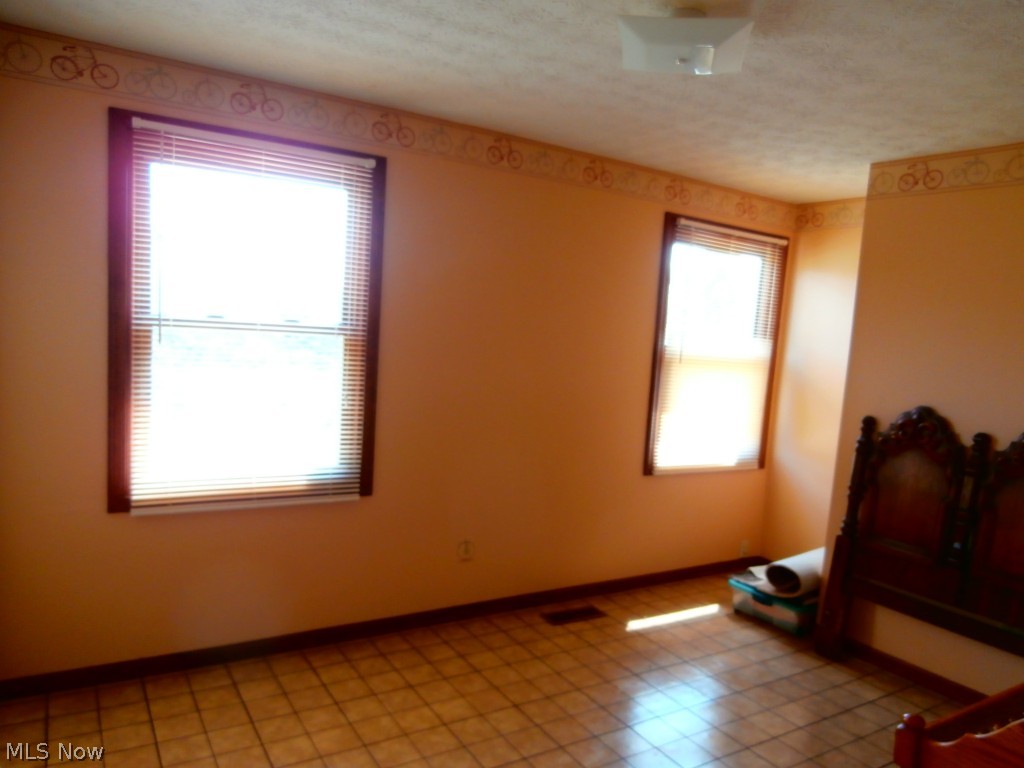 Suzannes Plantation Acres - Residential