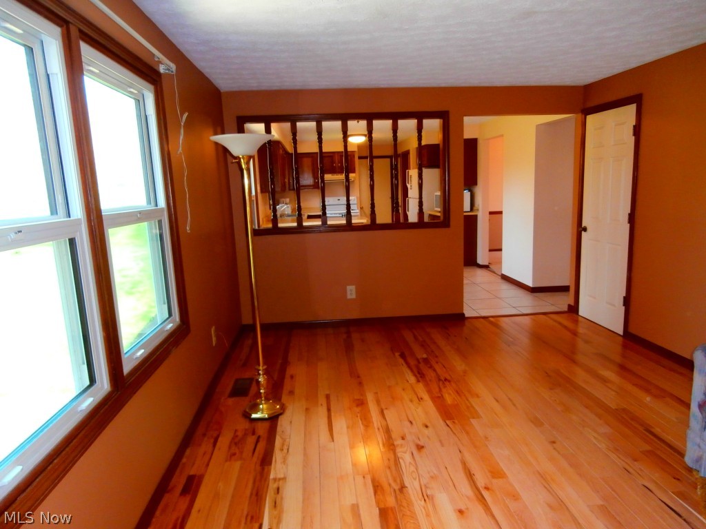 Suzannes Plantation Acres - Residential