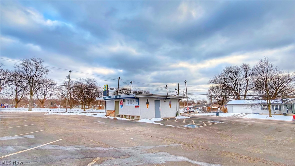 Wooster Ave Allotment - Commercial Sale