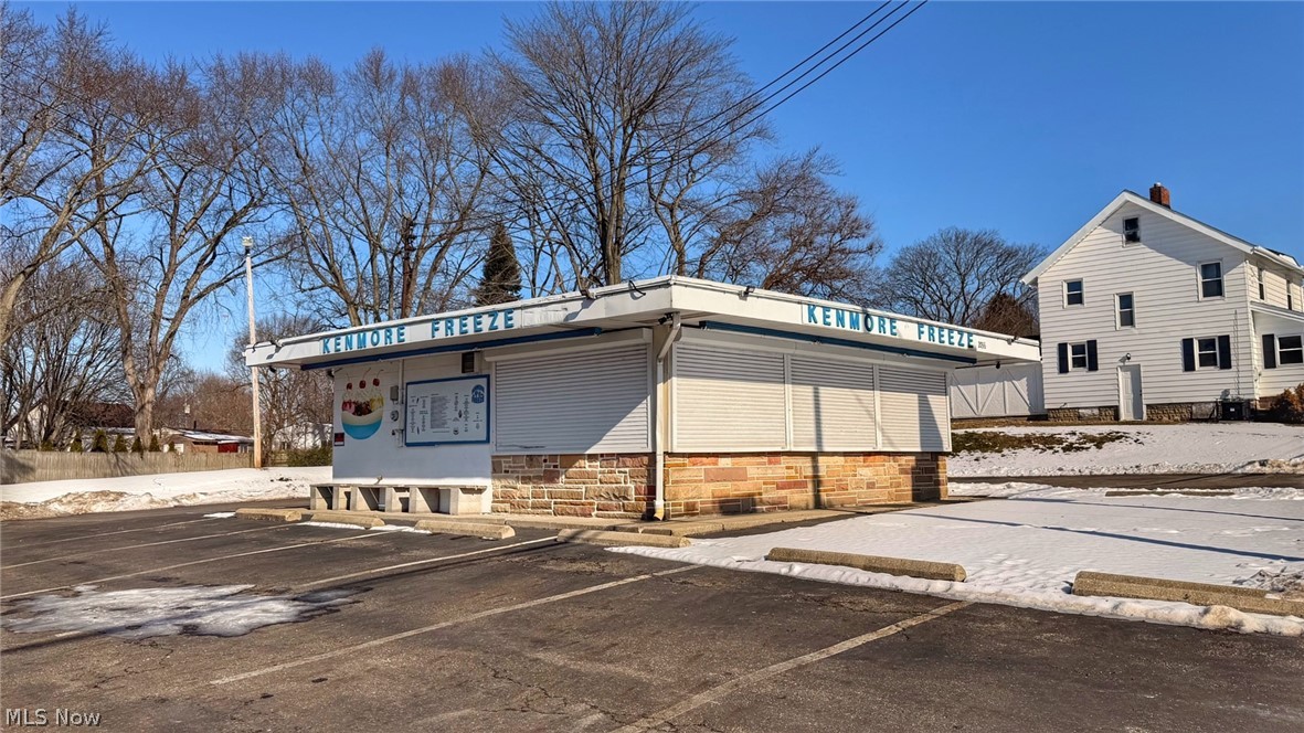 Wooster Ave Allotment - Commercial Sale