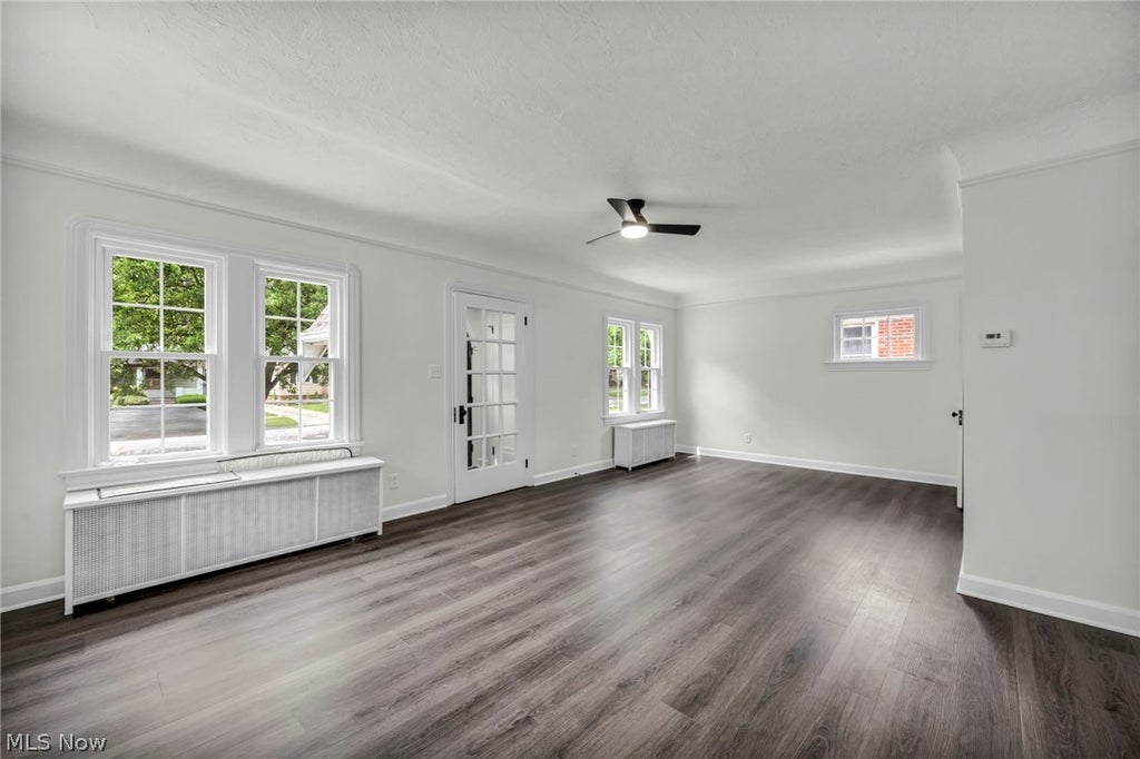 Photo of 3326 Lincoln Avenue, Parma, OH 44134 (MLS # 5220085)