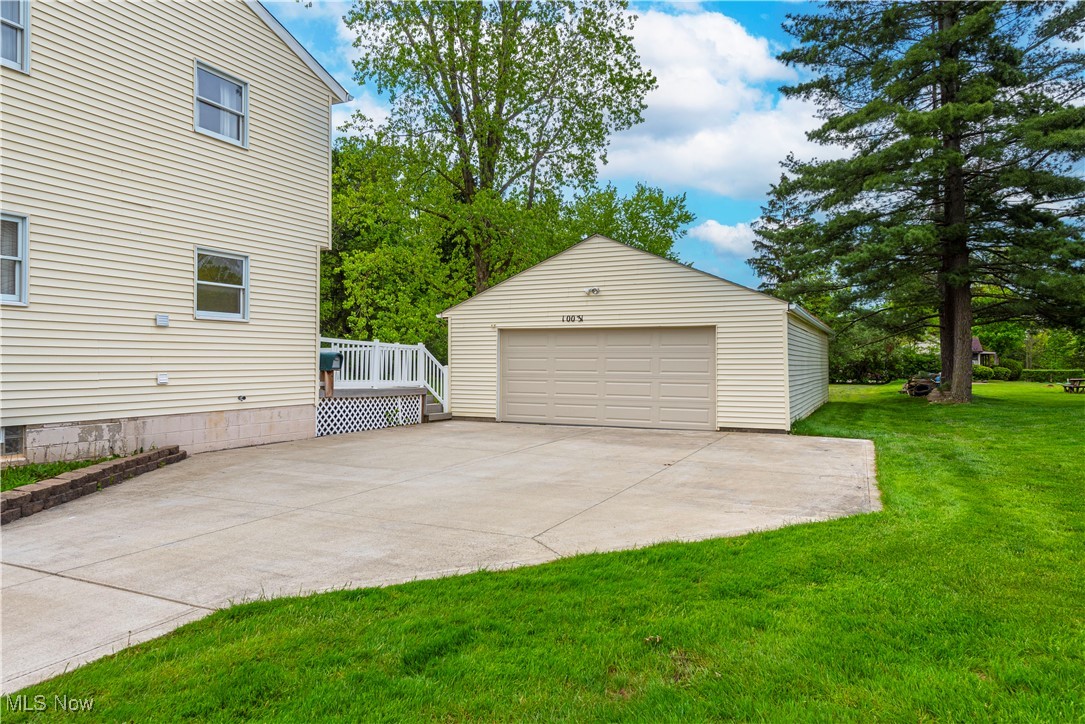 10031 Akins Road, North Royalton, Ohio image 3