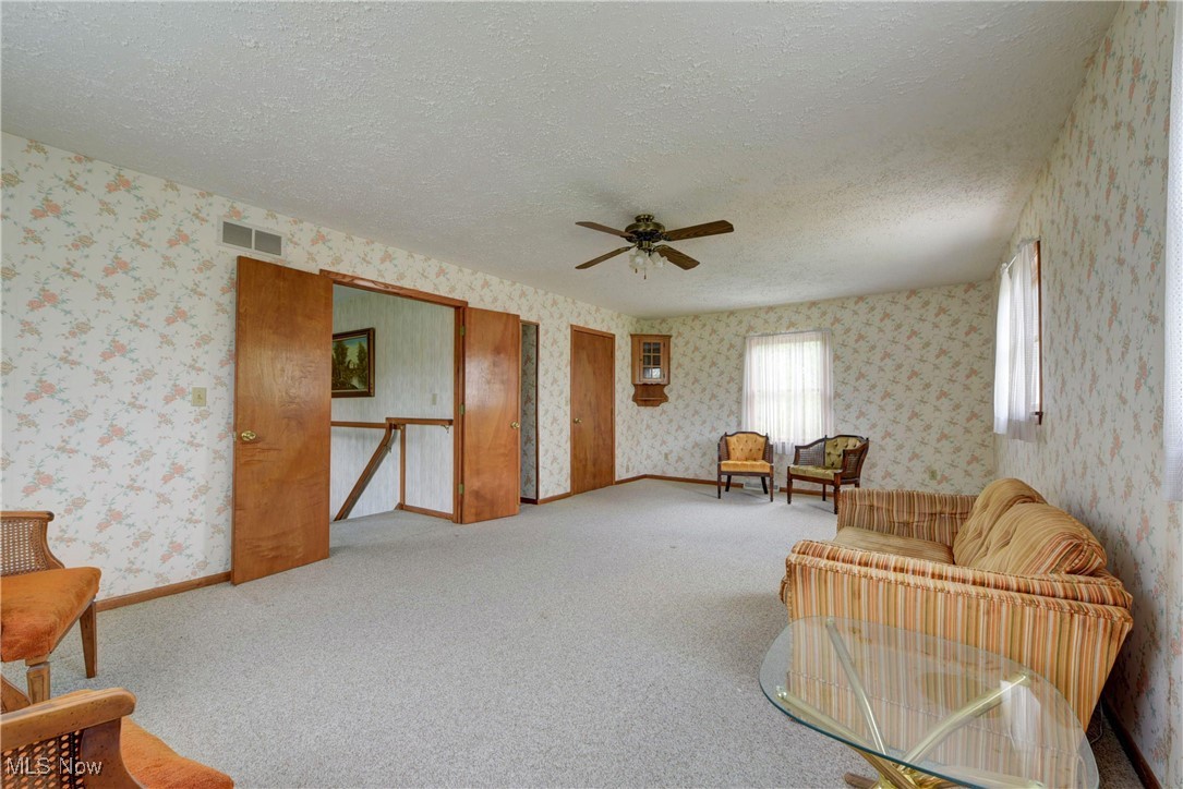 10031 Akins Road, North Royalton, Ohio image 32