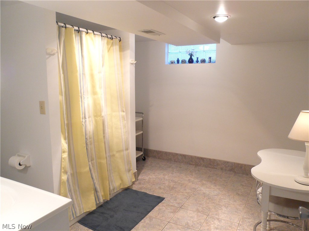 Mcdonald Village - Residential