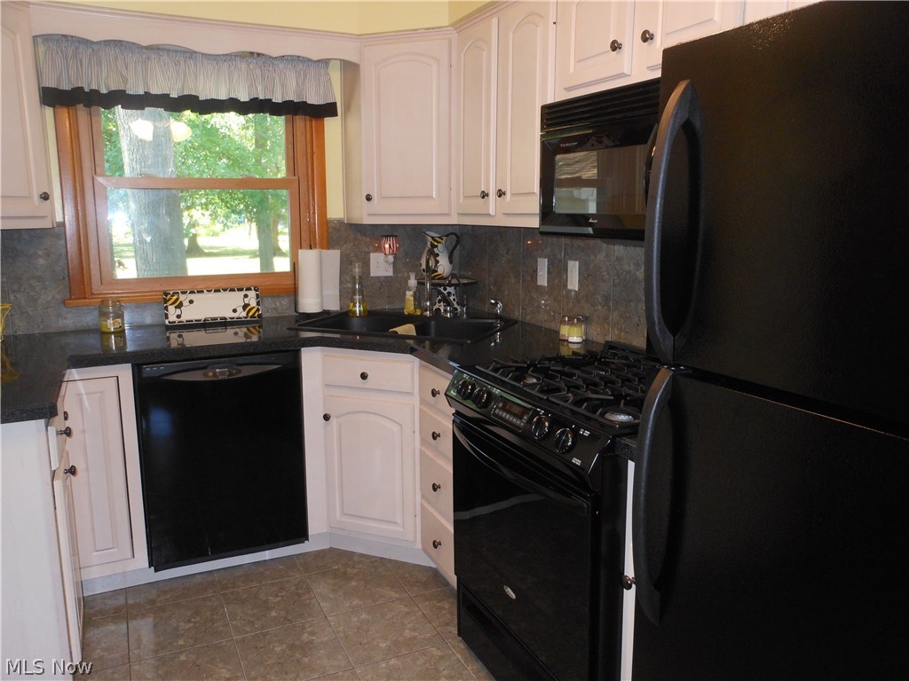 Mcdonald Village - Residential