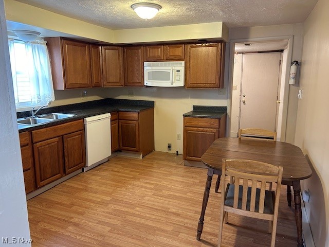 1131 Windermere Drive, Willoughby, Ohio image 2