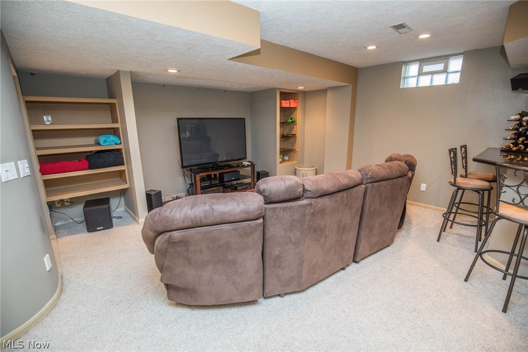 Deerfield Woods - Residential